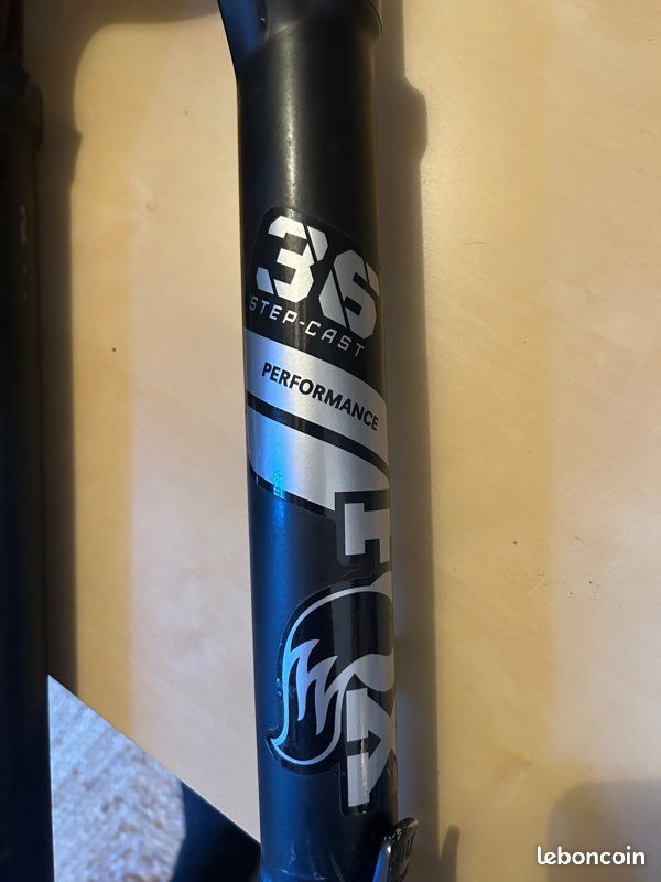 FOX PERFORMANCE 36 FLOAT, 27.5 180 mm (image 2)