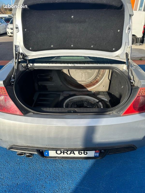 Peugeot 407 COUPE 2.7 HDI GRIFFE (image 25)