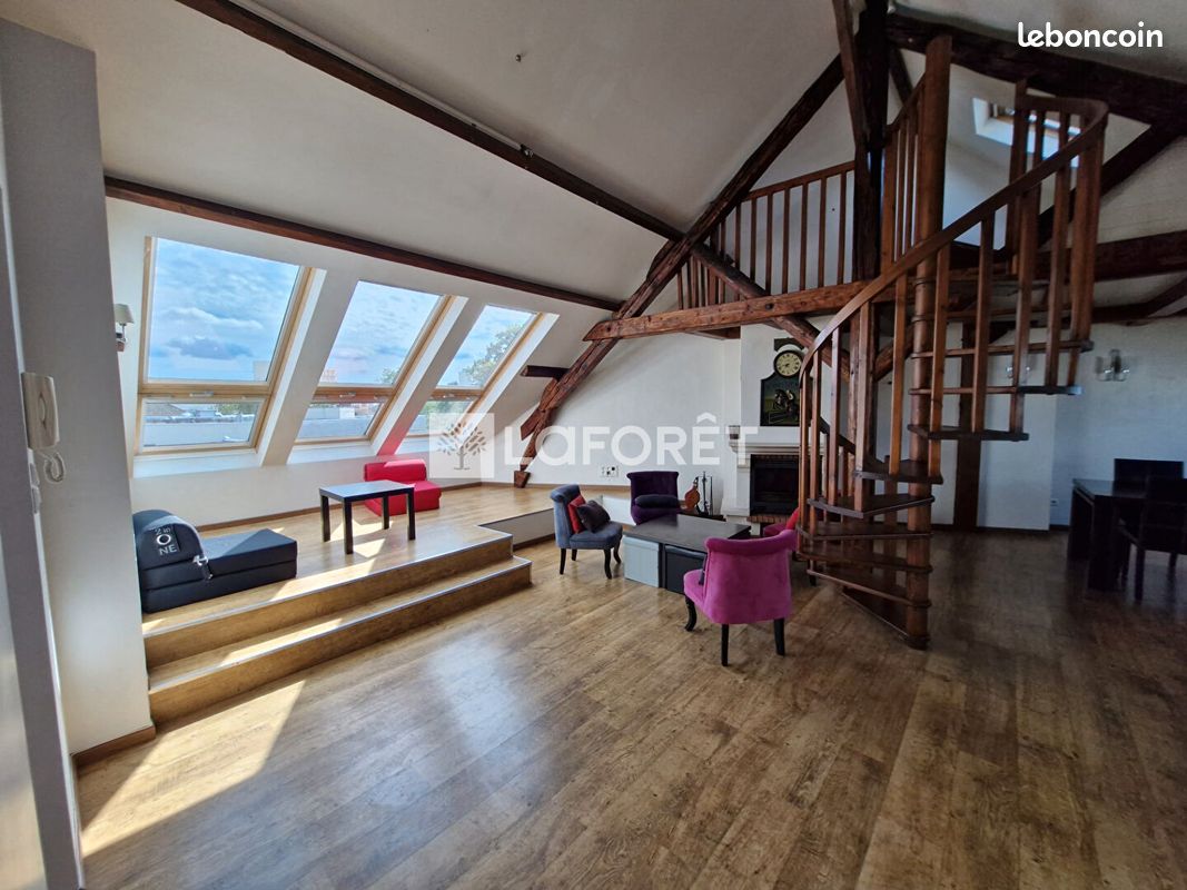 Appartement 5 pièces 70 m² · à Reims · 70 m² · 990 €