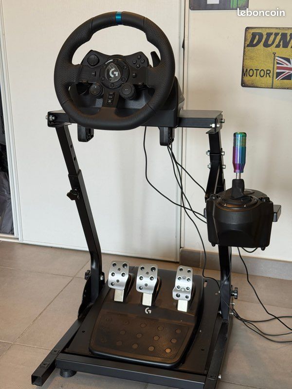 Logitech G923 TRUEFORCE PS5/PS4 + levier de vitesse + stand complet (image 1)