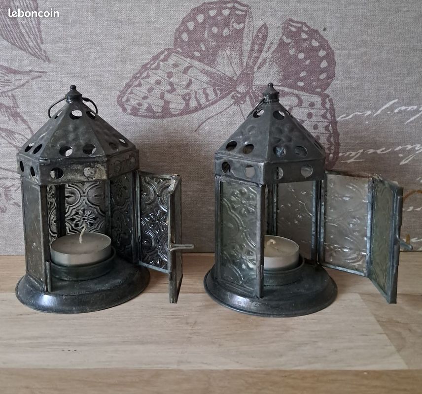 Lot De 2 Mini Lanternes Métal Laqué Noir - 7x7x17 Cm Avec Verres Et Couvercle Amovible Pour Bougies Chauffe-Plat