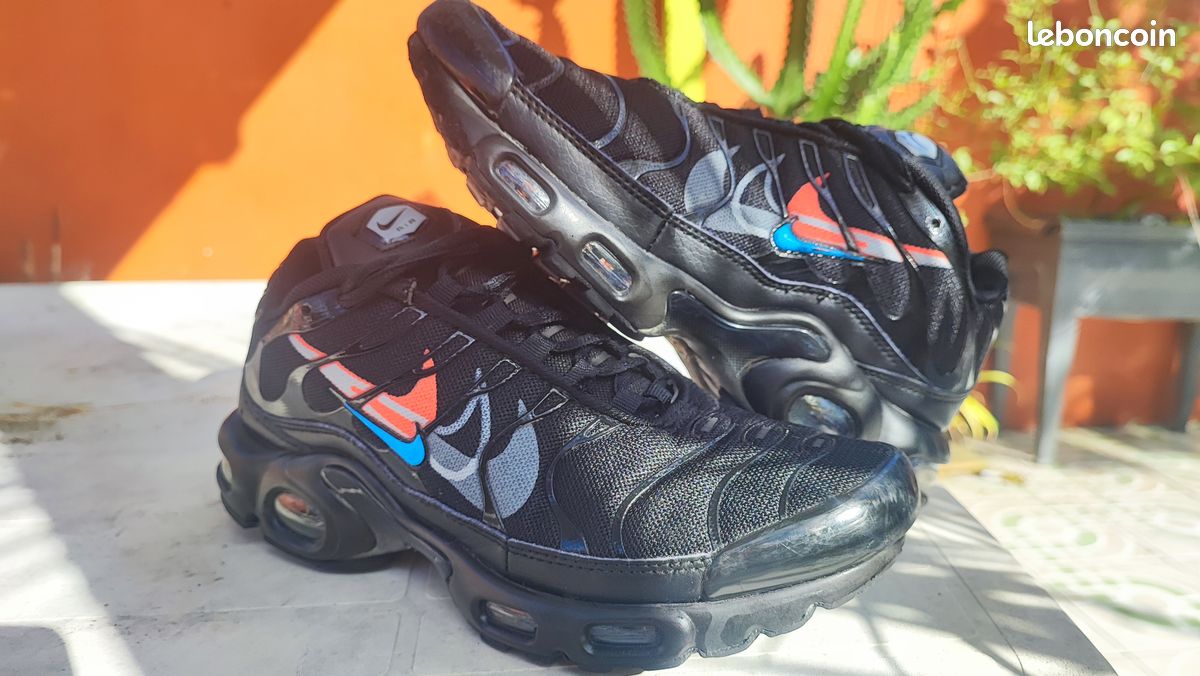 Basket Requin Tn Requin Orange Et Noir Nike Air Tn Max Plus Multi