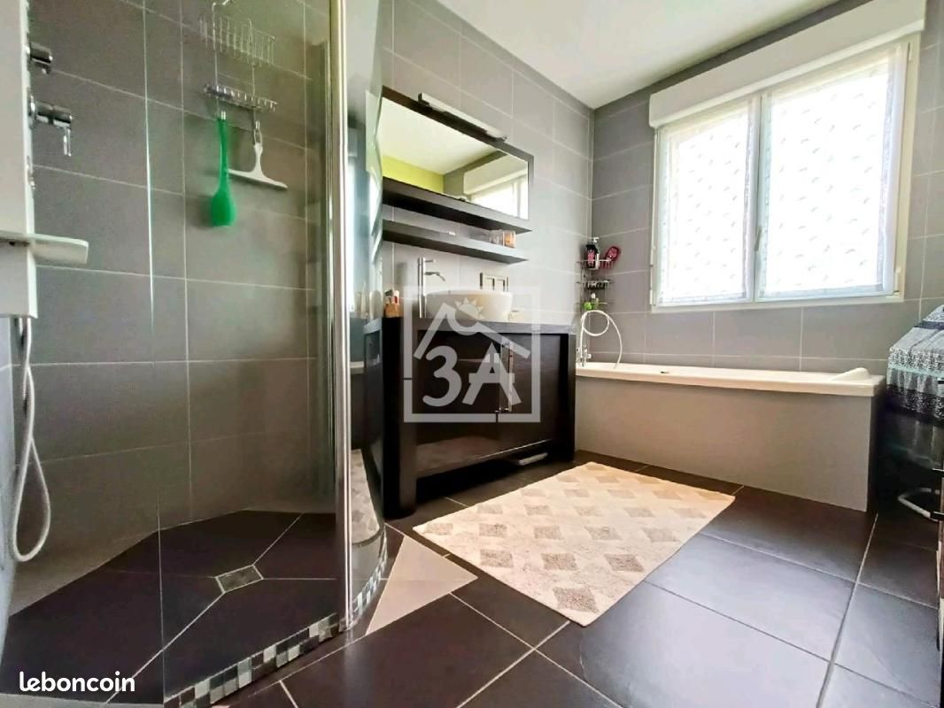 Maison 6 pièces 115 m² · à Mazingarbe · 115 m² · 300 000 €