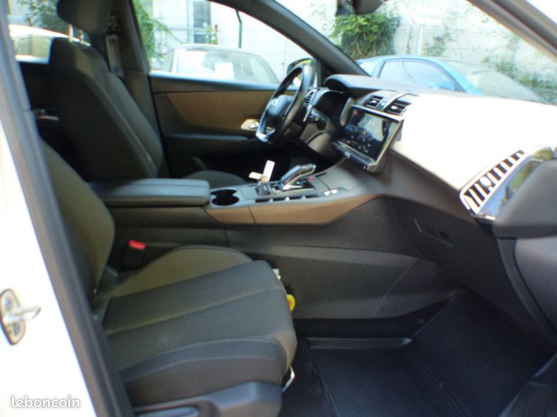 Ds DS 7 CROSSBACK PURETECH 180CH SO CHIC AUTOMATIQUE (image 13)