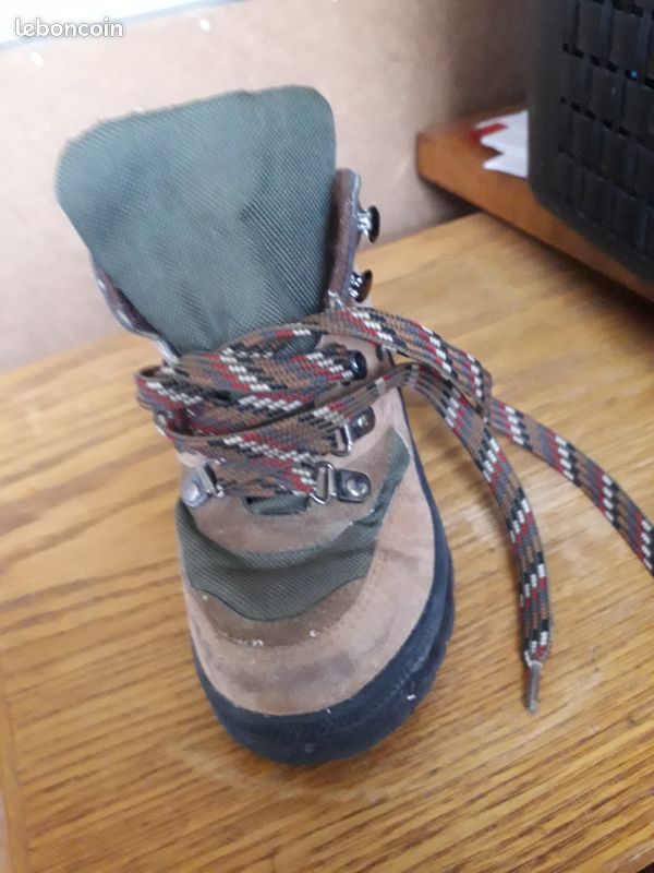 Chaussures marche TBE marron+kaki T27/28 (image 2)