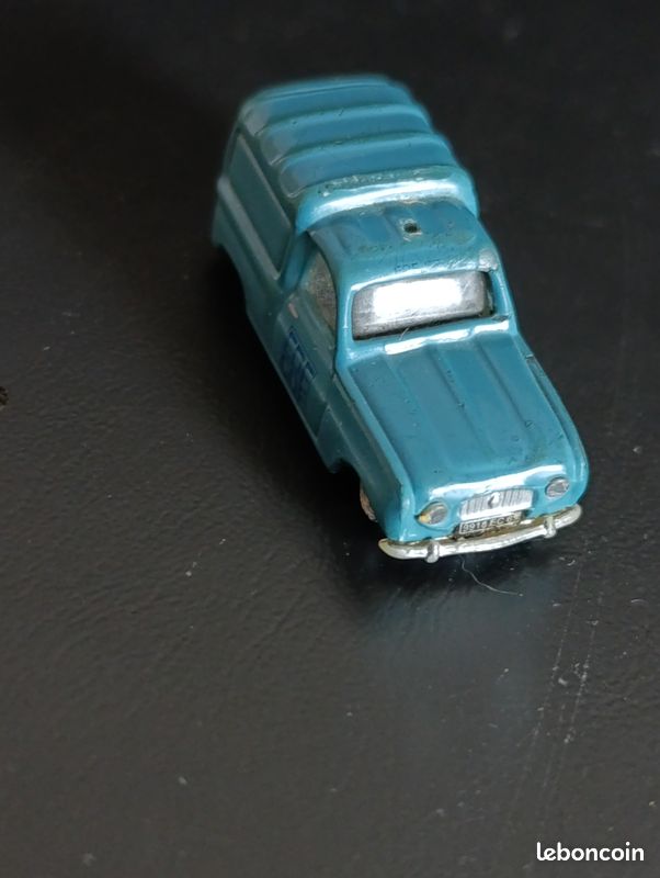 Micro Miniature Norev N°511 - Renault 4L Orange - Échelle 1/86 - Occasion Collection