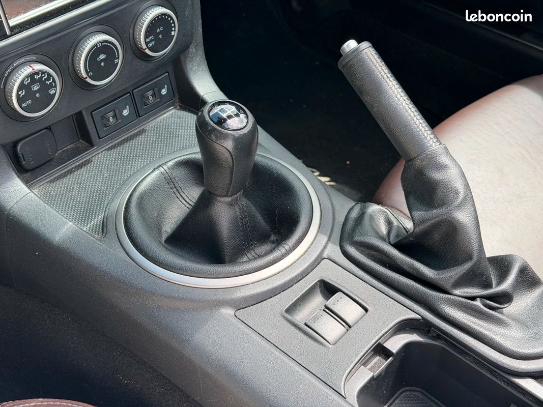 MAZDA MX-5 1.8 MZR Elegance Cuir (image 23)