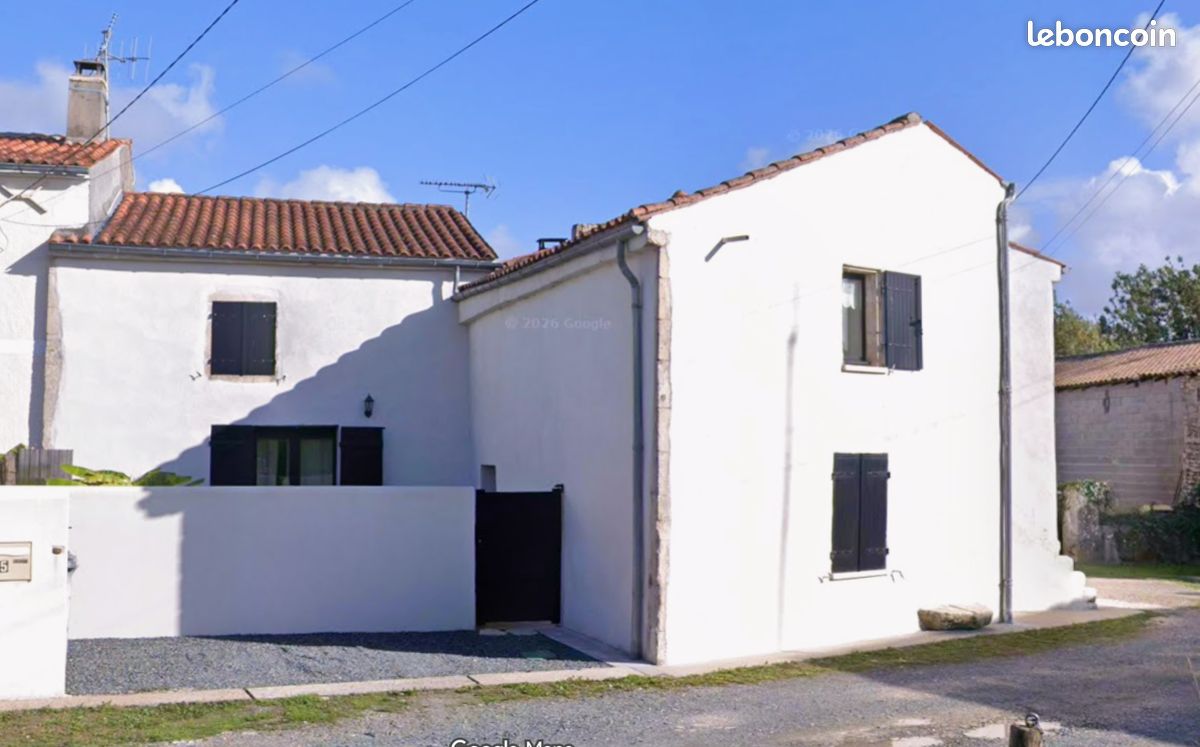 Maison 5 pièces 120 m² · à Ardillières · 120 m² · 245 000 €