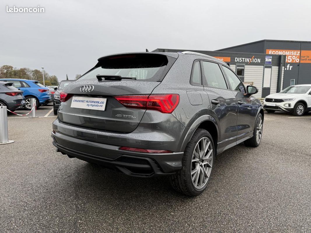 AUDI Q3 45 TFSIe 245 ch S tronic 6 S line (image 5)