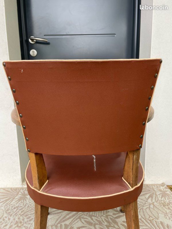 Chaise en bois (image 3)
