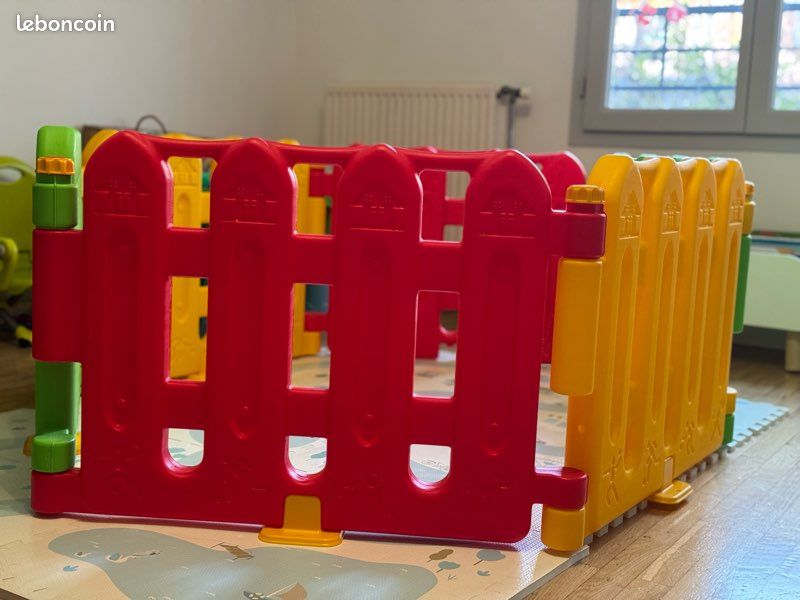 Parc / Barrière de sécurité enfants - Qualité professionnelle, très stable (image 2)