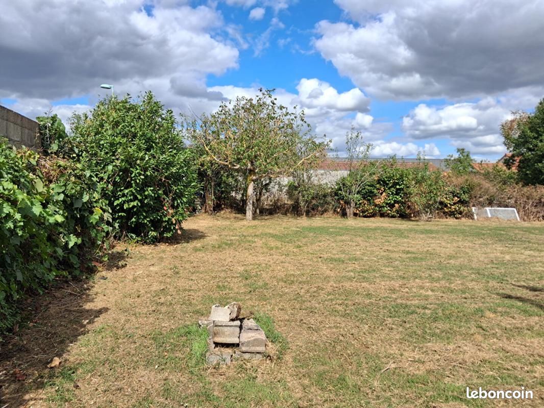 Terrain 600 m² · à Vair-sur-Loire · 71 500 €