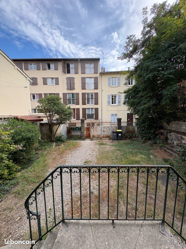 Appartement 1 pièce 20 m² · à Oullins-Pierre-Bénite · 20 m² · 750 €/mois