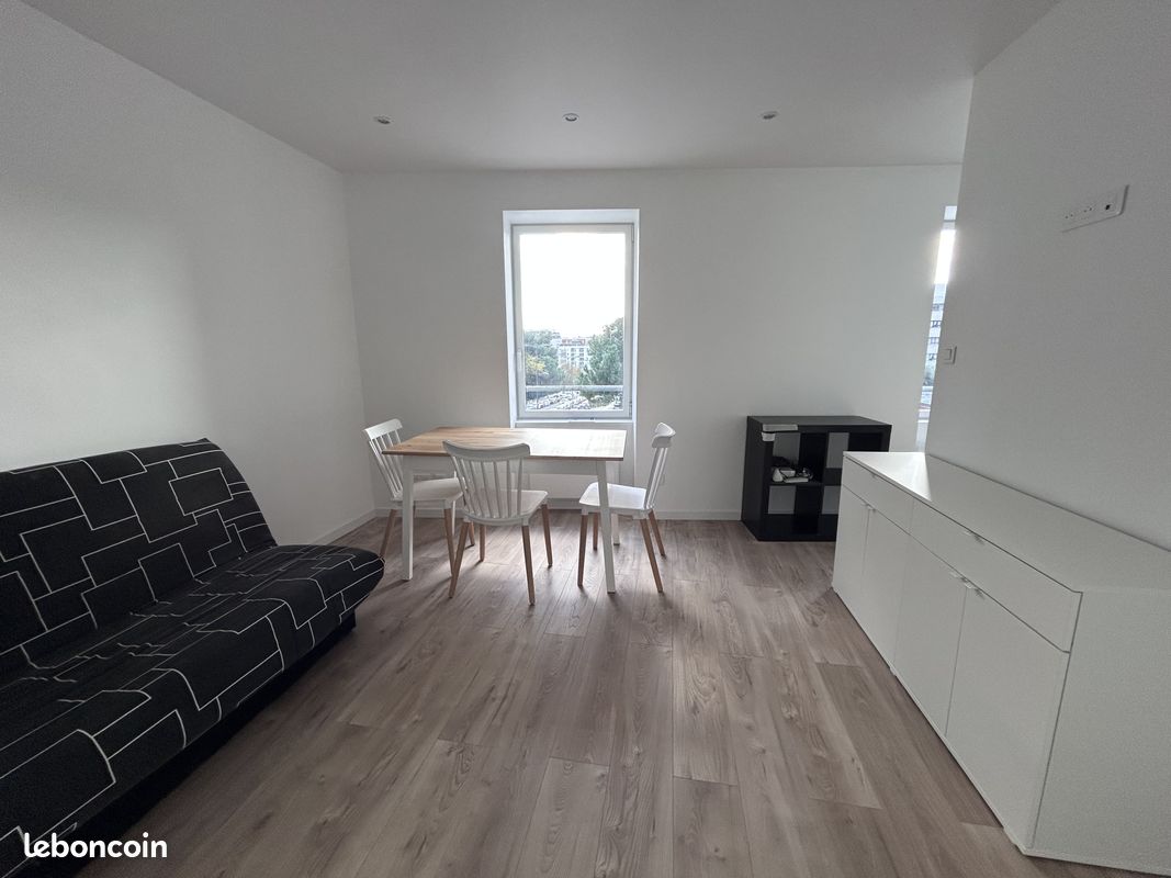 Appartement 2 pièces 28 m² · à Marseille · 28 m² · 700 €/mois