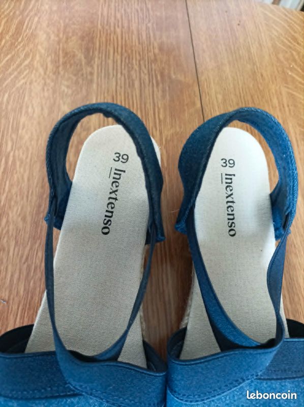 Chaussures à talons compensés. Pointure 39 (image 4)