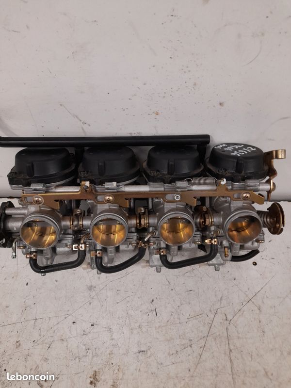 Rampe Carburateur Kawasaki À VENDRE! - FR
