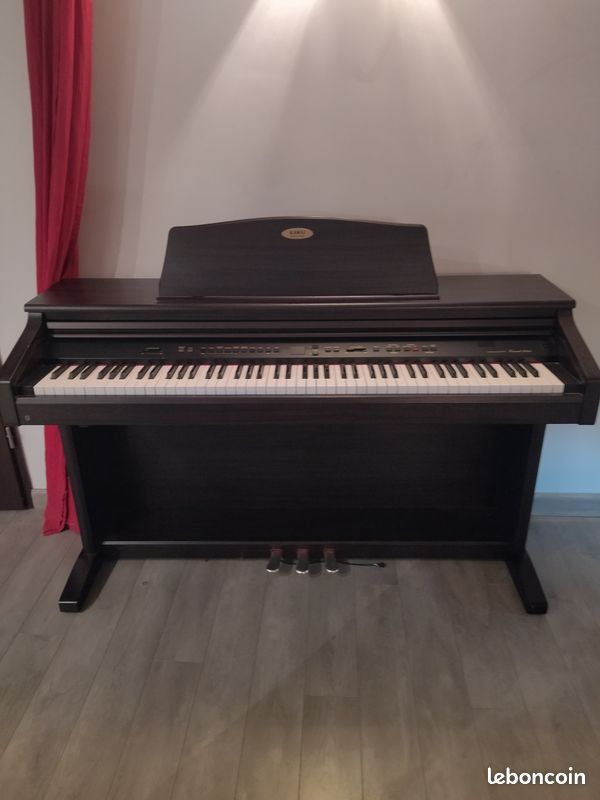 Piano kawai (image 2)