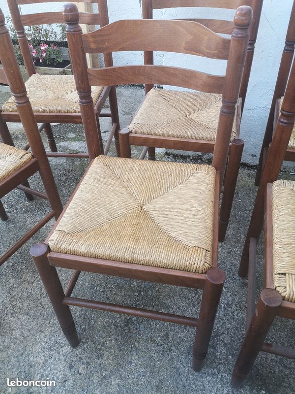 Vend 6 chaises en bois (image 1)