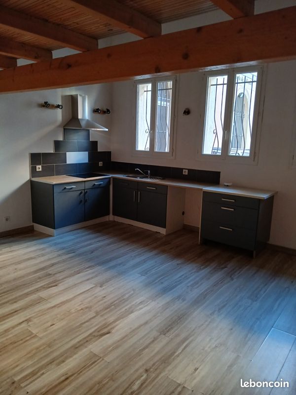 Appartement a louer sete - 1 pièce(s) - 44 m2 - Surfyn