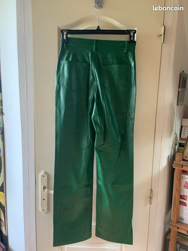 Pantalon Cuir Synthétique taille 36 Jennyfer (image 2)