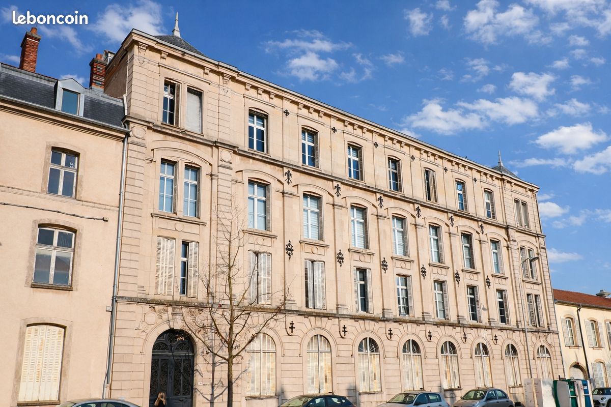 Appartement 9 pièces 238 m² · à Nancy · 238 m² · 496 000 €