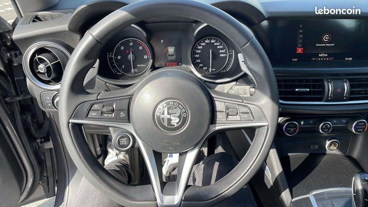 Alfa romeo STELVIO 2.2 DIESEL 180CH SUPER AT8 (image 13)