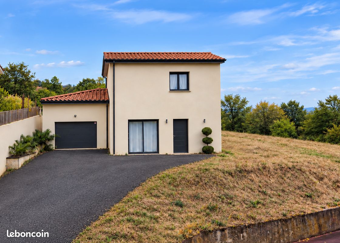 Maison 4 pièces 85 m² · au Péage-de-Roussillon · 85 m² · 300 000 €