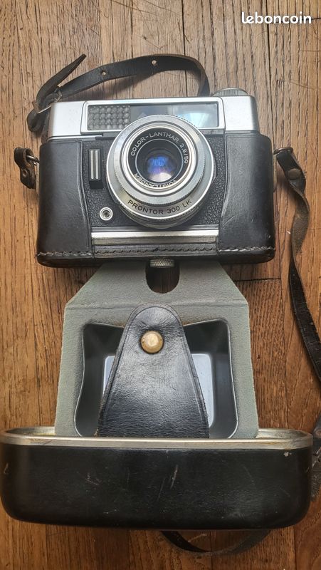 Voigtländer Vitoret D and Vitoret F 35mm cameras