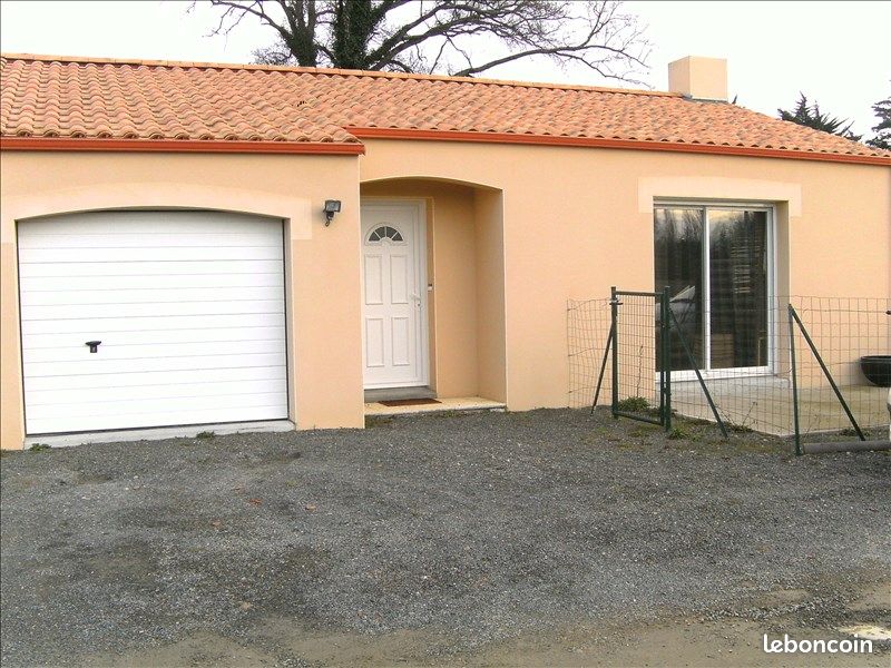 Maison 3 pièces 83 m² · à Sainte-Pazanne · 83 m² · 850 €/mois