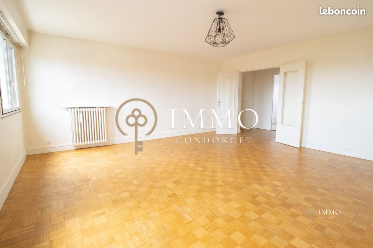 Appartement 4 pièces 88 m² · à Bourg-la-Reine · 88 m² · 1 820 €