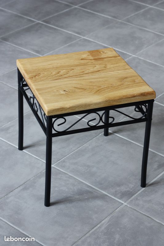 Tabouret / Table d'appoint industriel Bois et Métal (chêne et acier) (image 1)