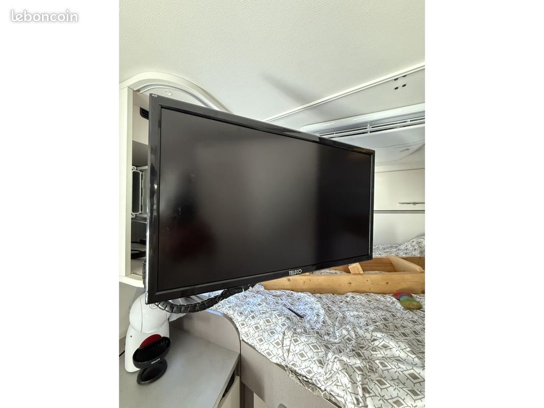 ETRUSCO V 5.9 DF Camping-car profilé Etrusco - Boite automatique 2.0 TDCI 170 ch (image 34)