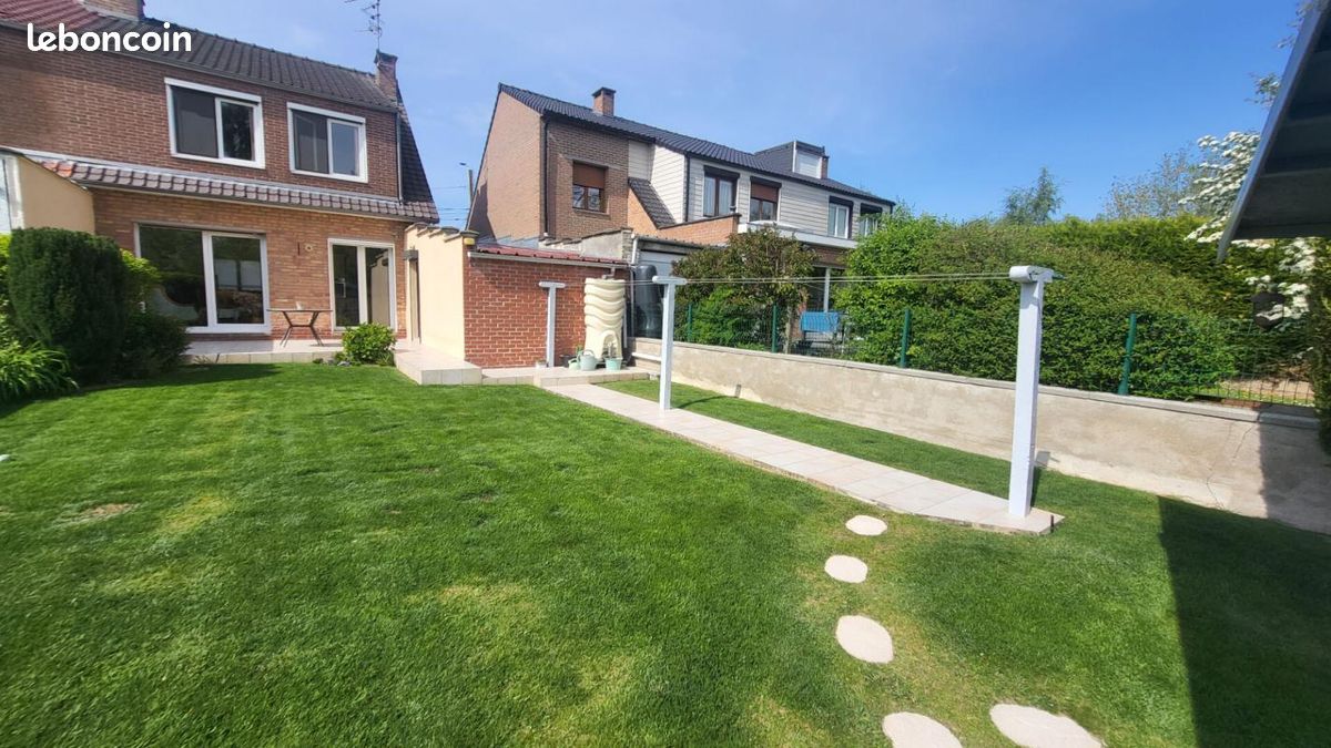 Maison 4 pièces 100 m² · à Pérenchies · 100 m² · 315 000 €
