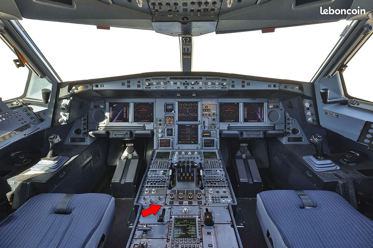 Panneau Airbus A340 (image 8)