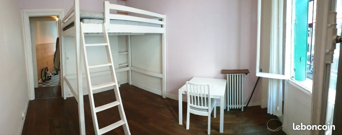 Appartement 1 pièce 18 m² · à Issy-les-Moulineaux · 18 m² · 740 €/mois