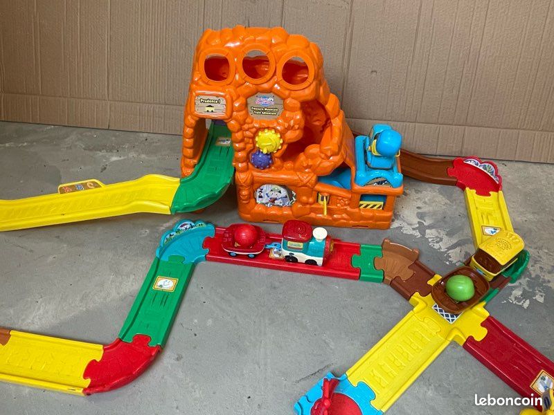 Tut tut bolide train montagne Jeux Jouets