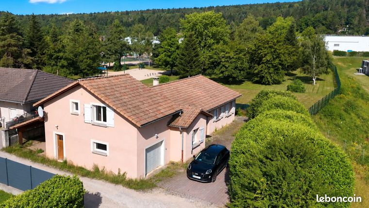 Maison 6 pièces 131 m²