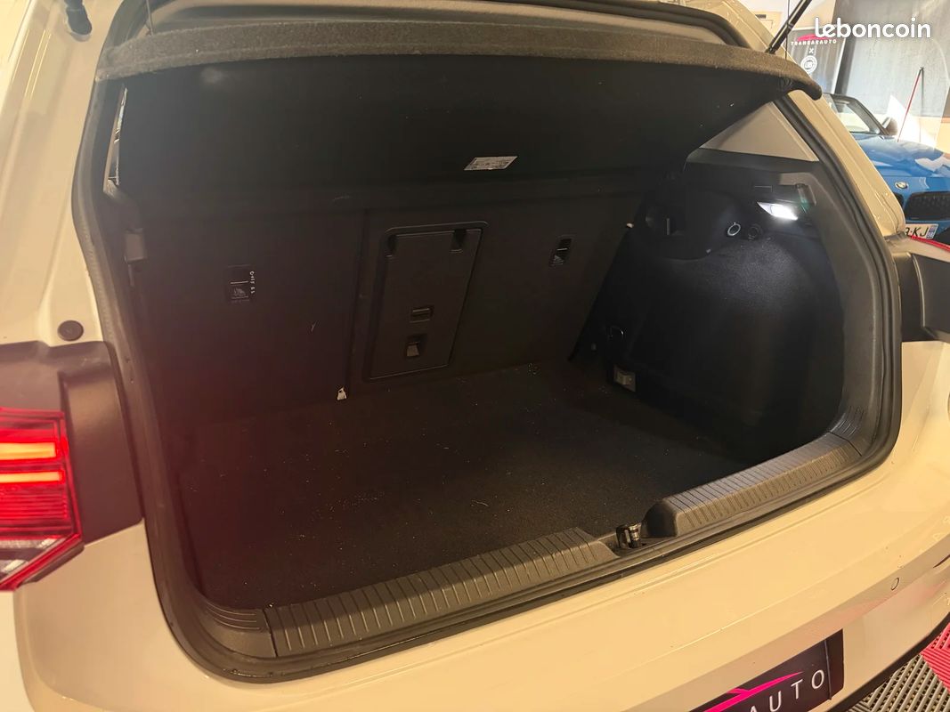 Volkswagen GOLF VIII Life 1st Business Société Réversible (image 32)