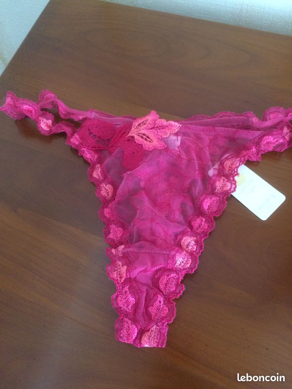 Soutien-gorge Valège Taille 95E - Rose, Neuf Avec étiquettes (prix D'origine 45€)