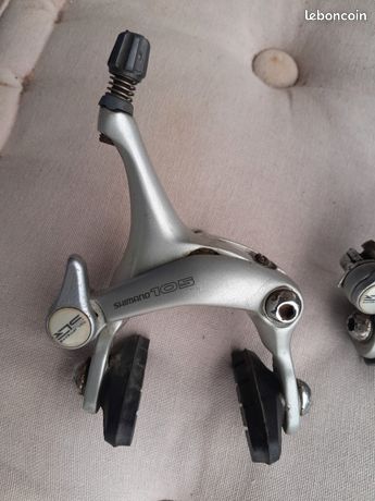 Paire d’étriers de freins Shimano 105 BR-1055 neufs Paire d’étriers de freins Shimano 105 BR-1055 neufs