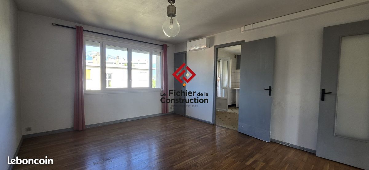 Appartement 3 pièces 58 m² · à La Tronche · 58 m² · 804 €