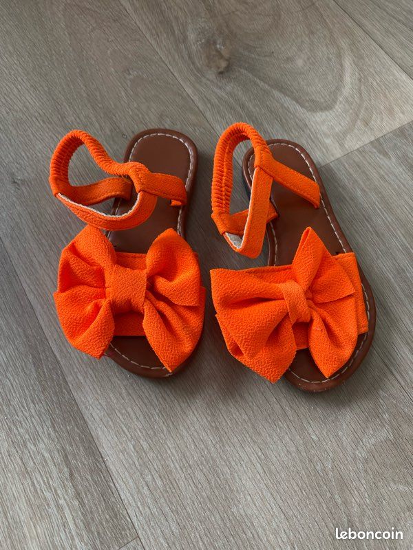 Sandale fille taille 26 (image 2)