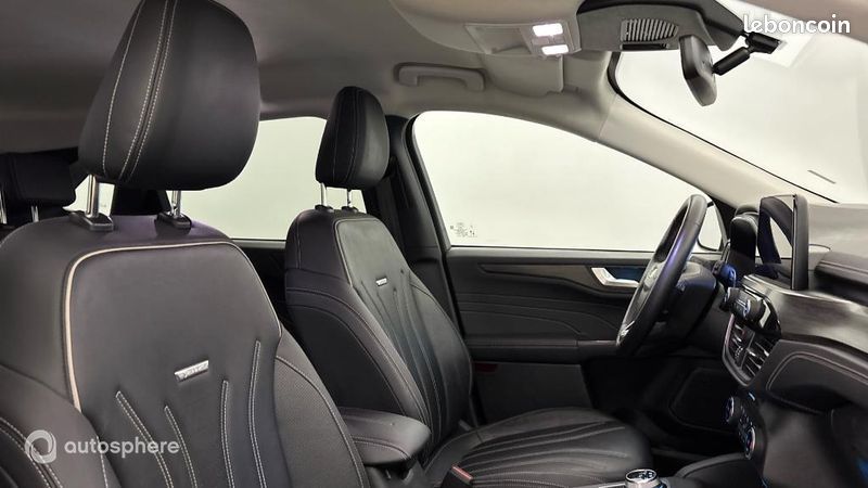 Ford Kuga 2.5 Duratec 190ch FHEV Vignale BVA i-AWD (image 15)