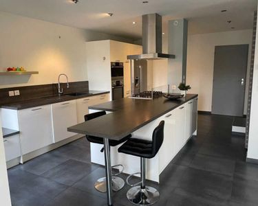 Appartement 479 000 € - 132 m²