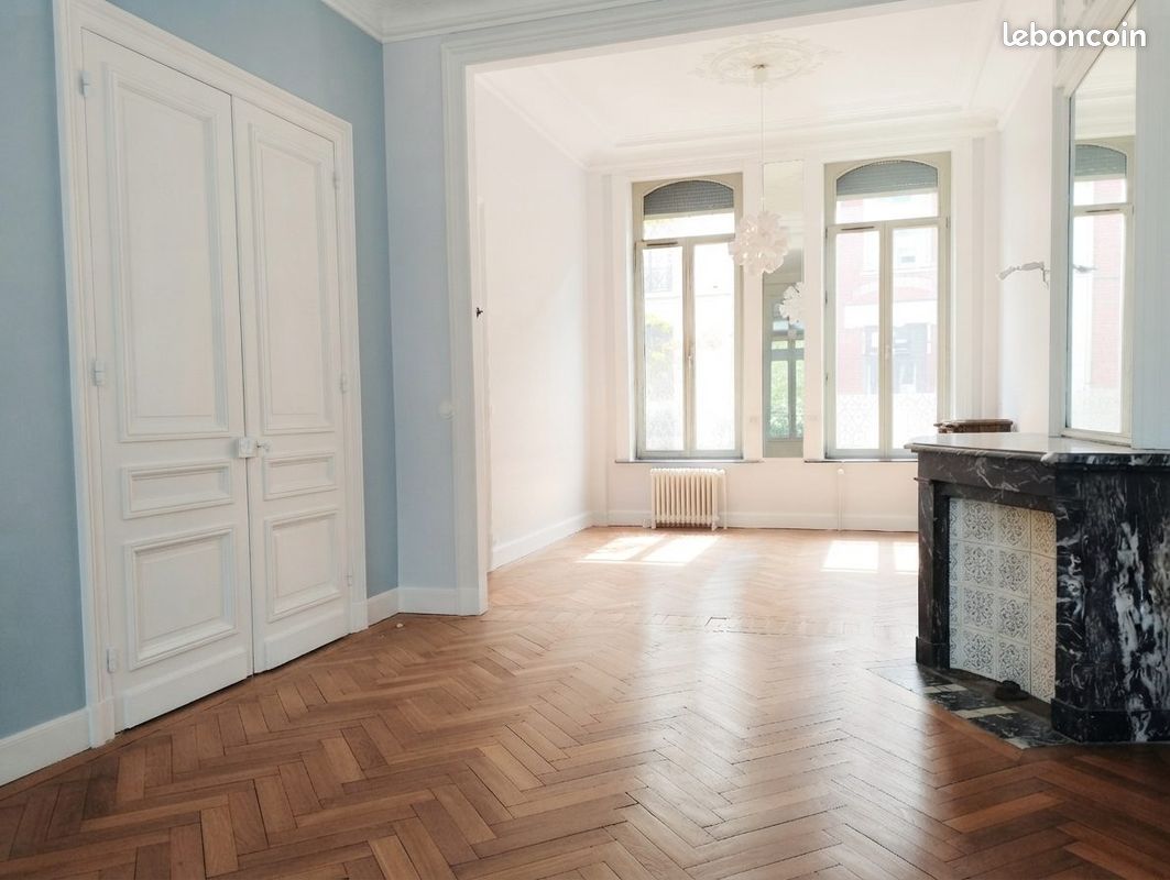 Maison 9 pièces 260 m² · à Roubaix · 260 m² · 457 000 €