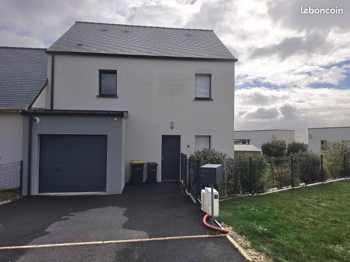 Maison 5 pièces 105 m² · à Lécousse · 105 m² · 1 050 €/mois
