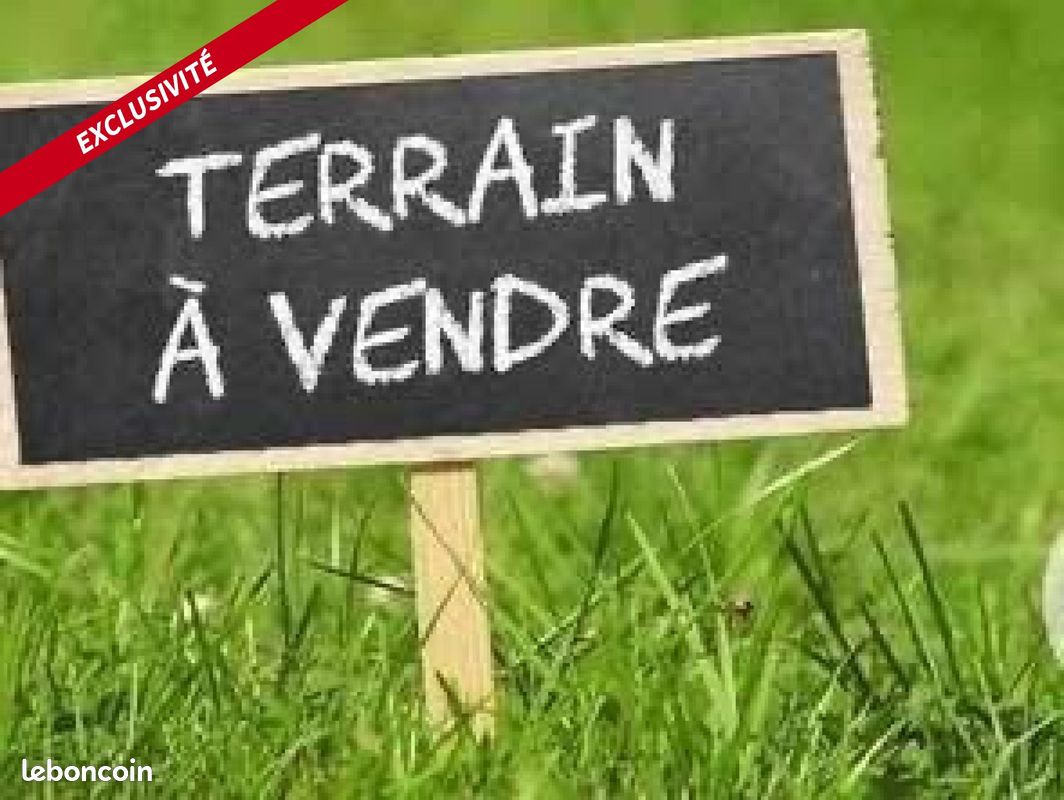 Terrain 1000 m² · à Villebougis · 1 000 m² · 39 000 €