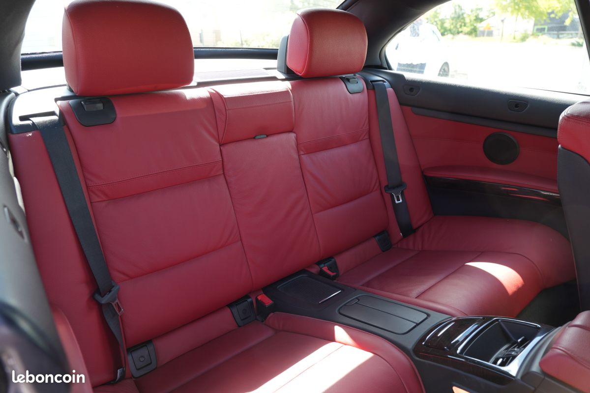 BMW Série 3 (E93) (2) CABRIOLET 325I 3.0 218 LUXE BVA6 (image 28)
