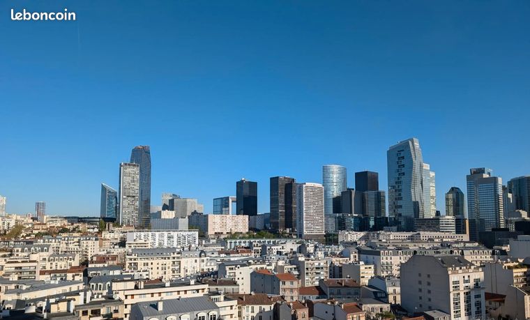 T2 meublé 46 m² – Vue exceptionnelle sur La Défense – 1600 CC