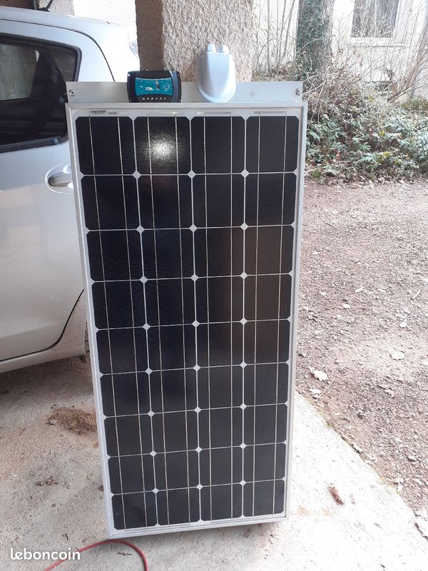 Panneau solaire + regulateur de charge + passage de cable - Équipement  caravaning